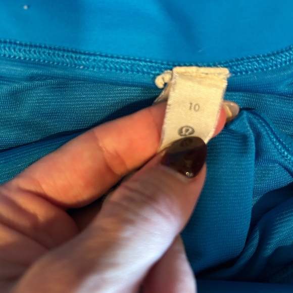 2 lululemon run time shorts - Picture 6 of 11